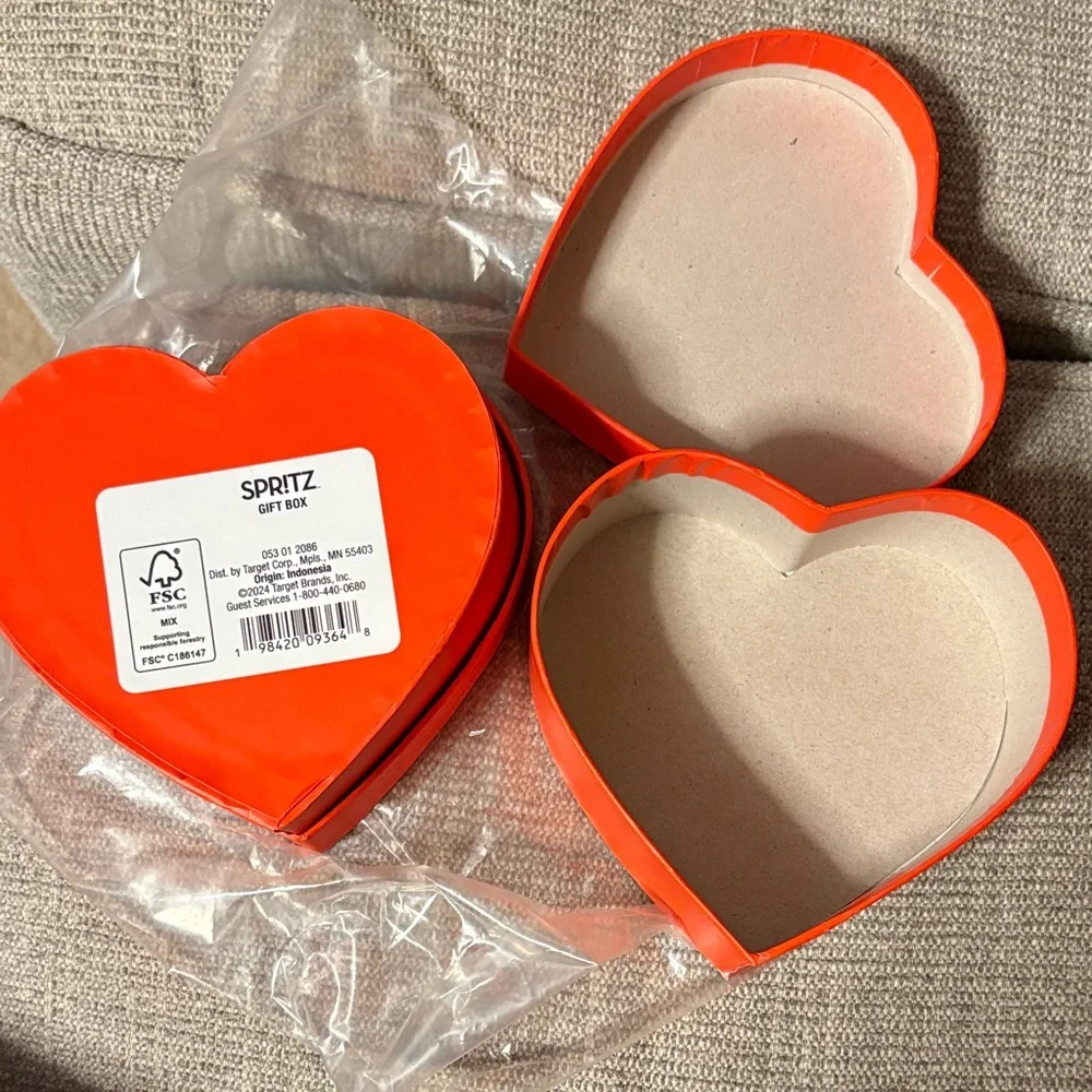 Spritz Red Heart Party Favor Boxes 2 pack!